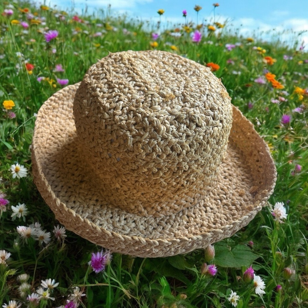 GAP Natural Woven Hat Absolutely Stunning! RARE Find - Picture 4 of 8